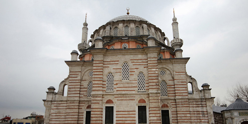 Laleli Camii ve çarşısı