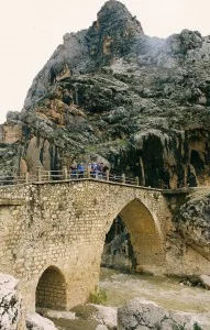 Eski Kâhta Köprüsü