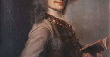 Voltaire Kimdir ?