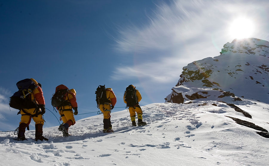 En İyi Tırmanış Belgeselleri | Miracle on Everest