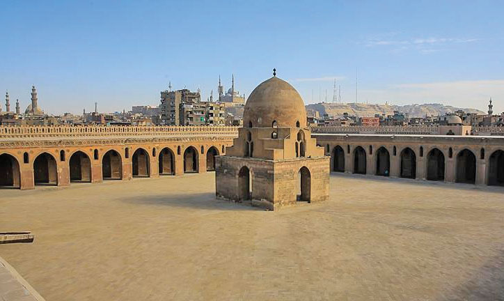 Tolunoğlu Ahmet Camii